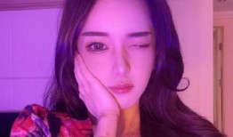 抖音娱乐圈爆料美女,神秘美女生日曝光，背后故事引热议！”